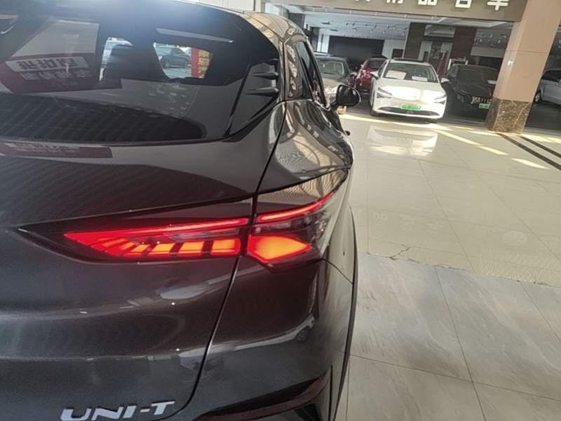 Used CHANGAN UNI-T 2020 1.5T Prestige Version — 7