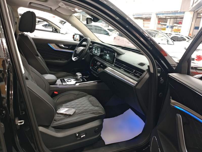 Used Hongqi HS5 2019 2.0T Smart Connect Flagship All-Wheel-Drive Version – Chinese Trim Xiang — 24