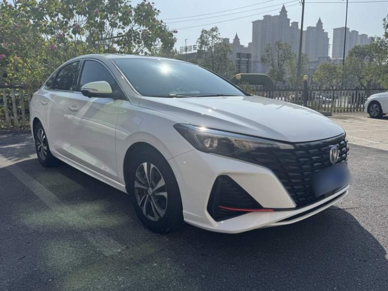 Used CHANGAN Eado 2023 Changan Edition PLUS Blue Whale NE 1.4T GDI DCT Prestige Version — 4