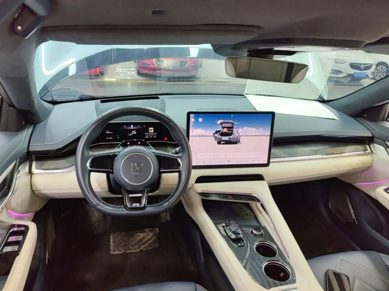 Used Zeekr 001 2023 WE Edition 100 kWh — 9