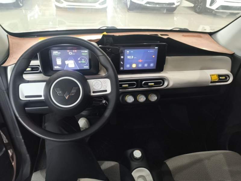 Used Wuling Hongguang MINIEV 2024 3rd Generation 215km Advanced Version — 9