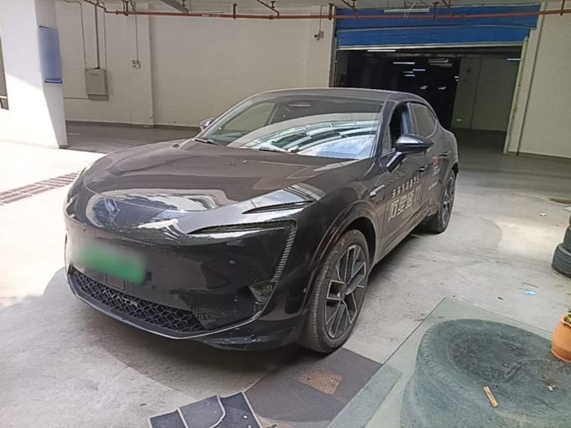 Used Avatr 11 2025 Max All-Electric Four-Wheel Drive — 1