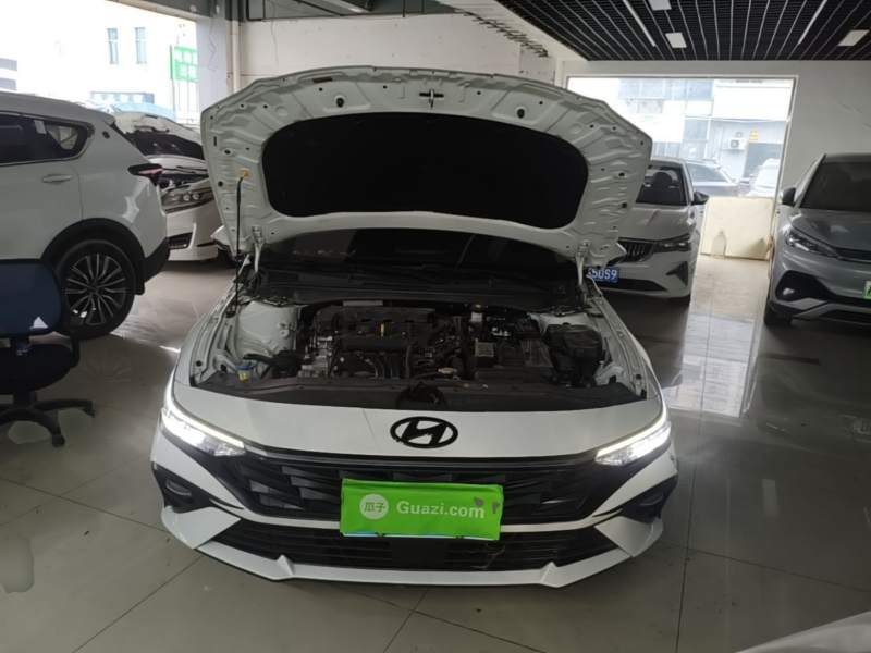 Used Hyundai Elantra 2023 1.5L CVT GLX Elite Edition — 19