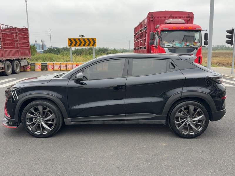 Used CHANGAN UNI-T 2020 1.5T Flagship Version — 28