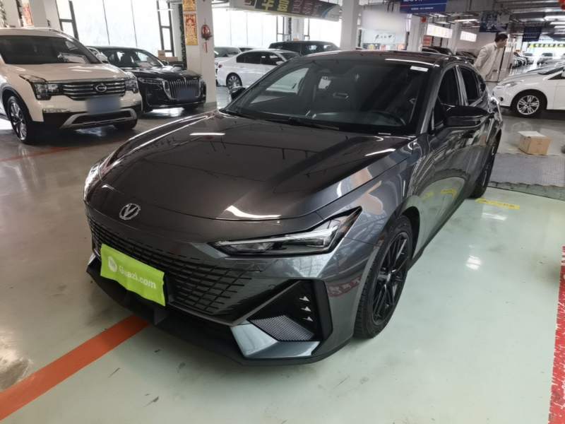 Used CHANGAN UNI-V 2023 1.5T Prestige Model