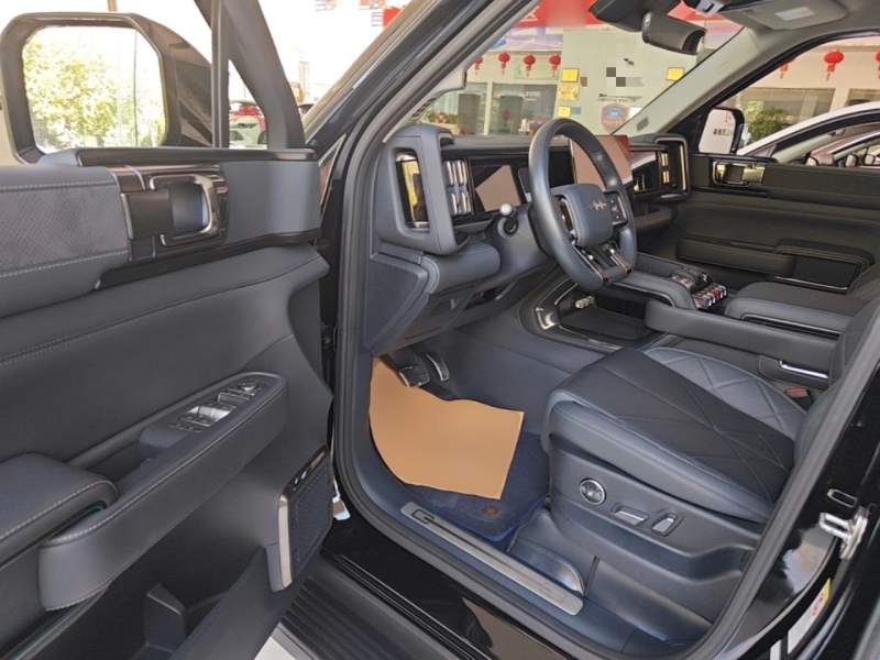 Used Formula Leopard 5 2023 Navigator Edition — 15