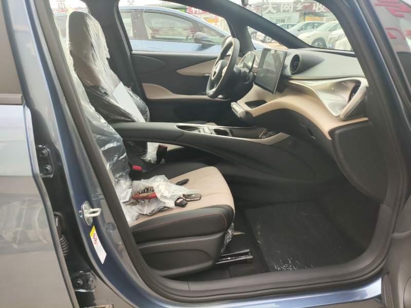 Used BYD Dolphin 2025 420km Free Edition — 24