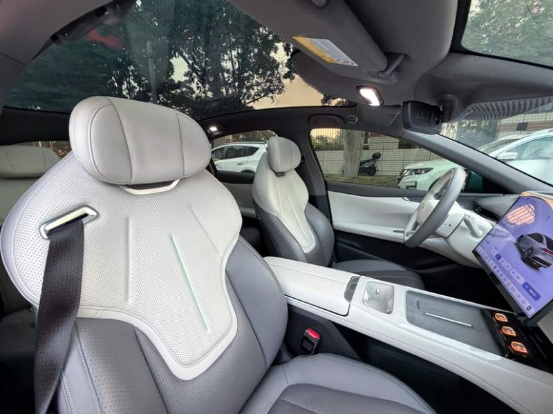 Used Deepal L07 2024 230Max Qiankun Intelligent Driving ADS SE Range-Extended Version — 42