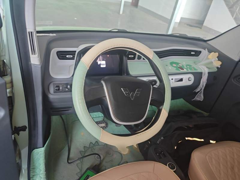 Used Wuling Hongguang MINIEV 2022 Macaron Premium Model – Lithium Iron Phosphate — 9