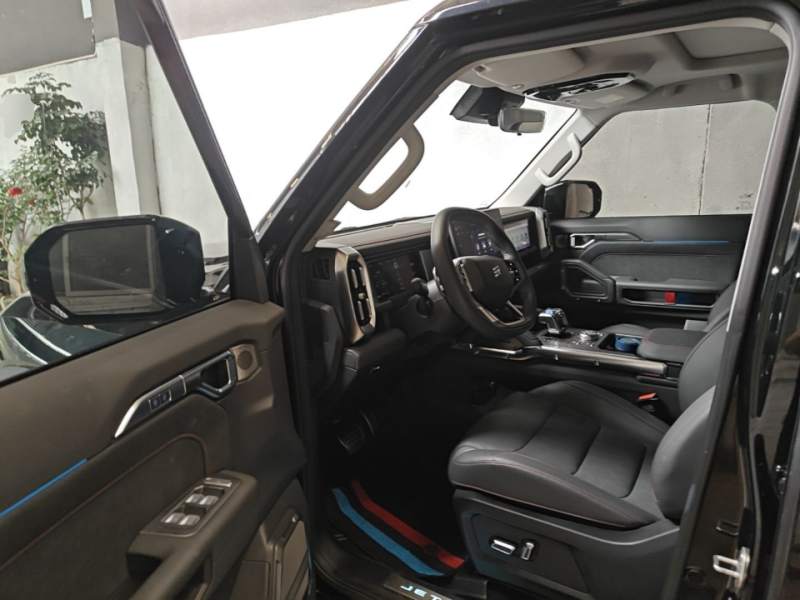 Used JETOUR Traveler 2023 2.0T Four-Wheel Drive Conqueror — 14