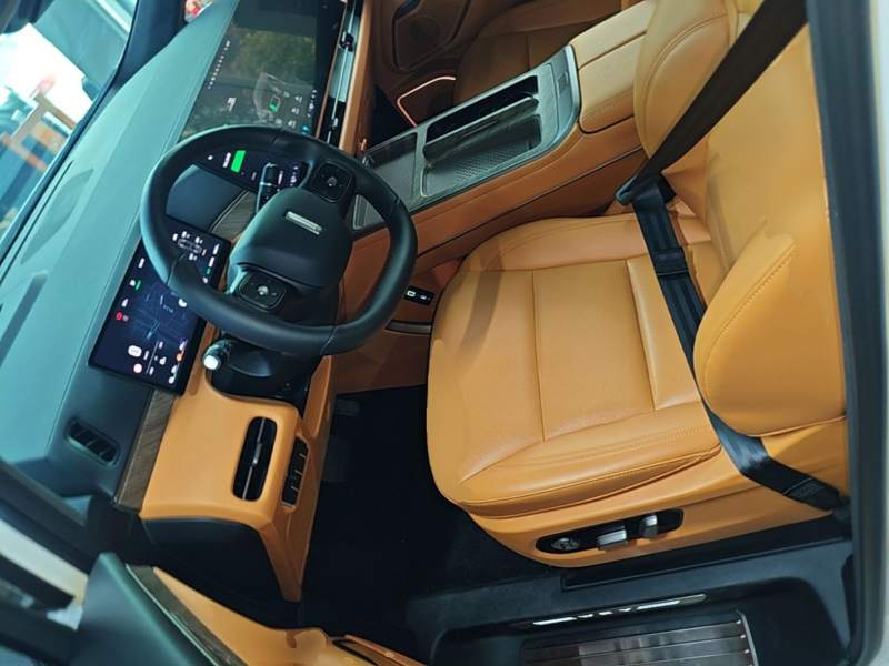 Used Wey Gaoshan 2025 Four-Wheel Drive Alpine 8 — 14
