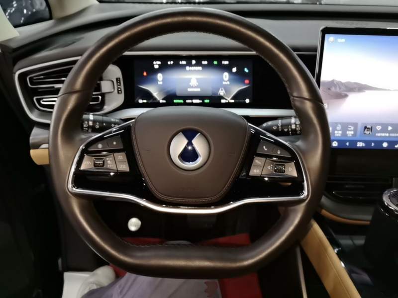 Used Denza D9 2024 DM-i 1050 Luxury Model — 10