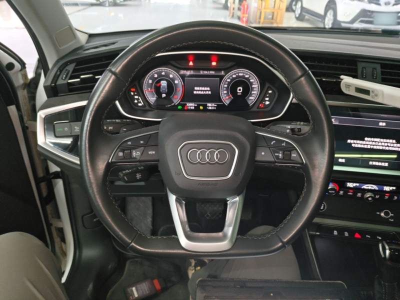 Used Audi Q3 2023 35 TFSI Fashion Dynamic Model (1.4T) — 10