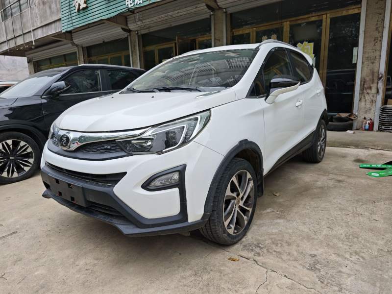 Used BYD Yuan 2017 1.5L Manual with Panoramic Sunroof — 1