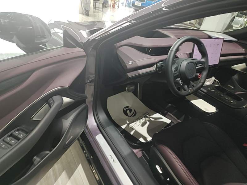 Used Xiaomi Auto SU7 2024 Four-Wheel Drive Ultra-Long Range Advanced Intelligent Driving Max Edition — 15