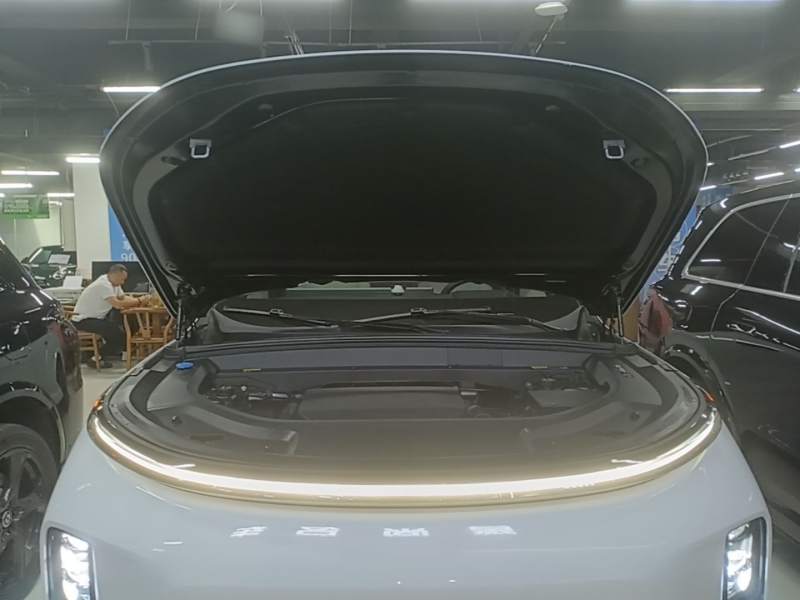 Used Li Auto L9 2022 Max model — 19