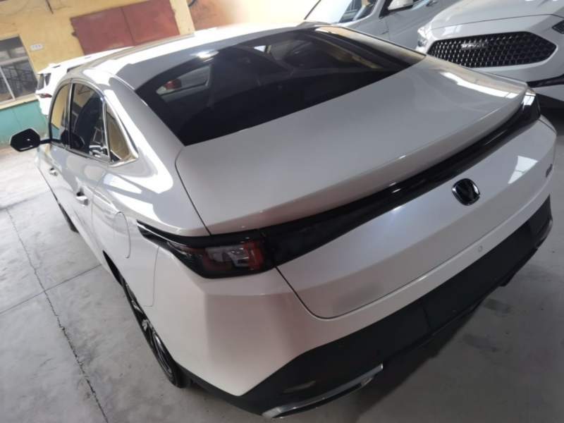 Used CHANGAN Eado 2025 Blue Whale 1.5T 500Bar Prestige Model — 4