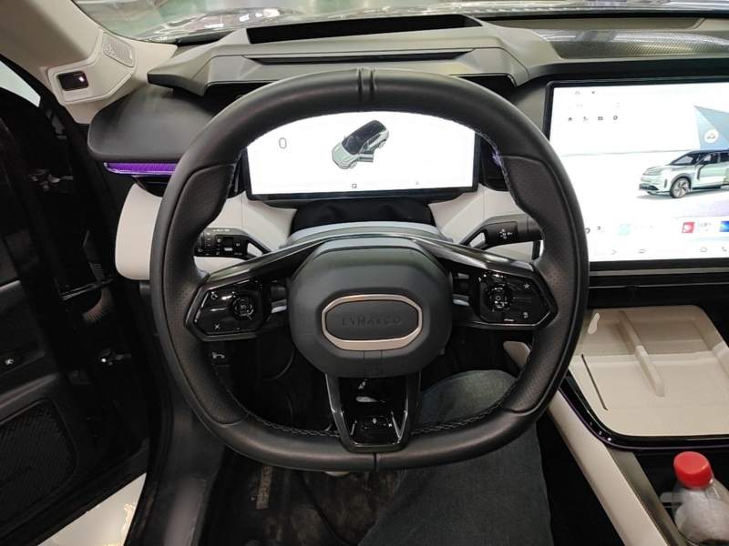 Used Lynk & Co 08 EM-P 2023 220km All-Wheel-Drive Performance Halo — 10