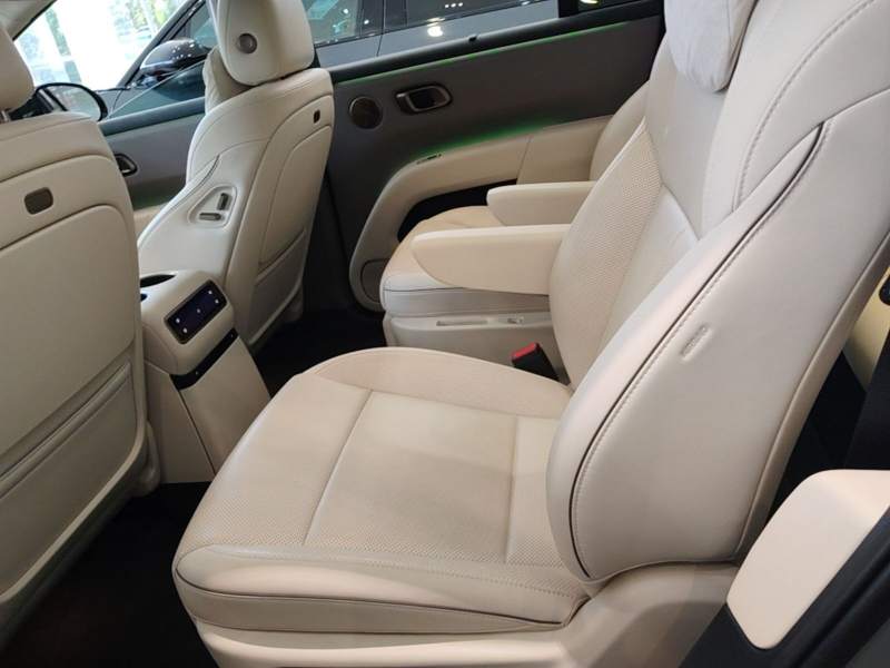 Used Li Auto i8 2025 Model Standard Version — 16