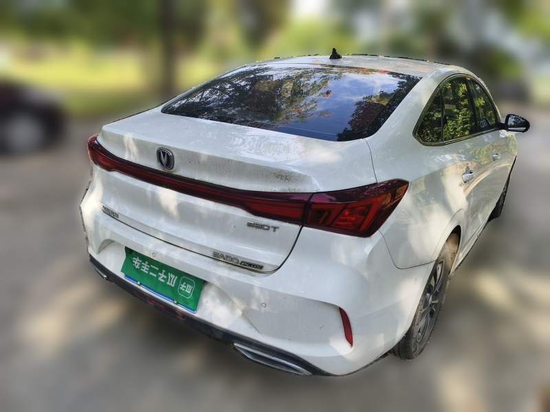 Used CHANGAN Eado 2023 Changan Edition PLUS Blue Whale NE 1.4T GDI DCT Prestige Version — 4