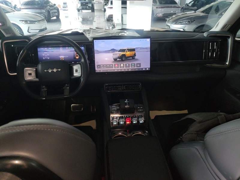 Used Formula Leopard 5 2023 Navigator Edition — 9
