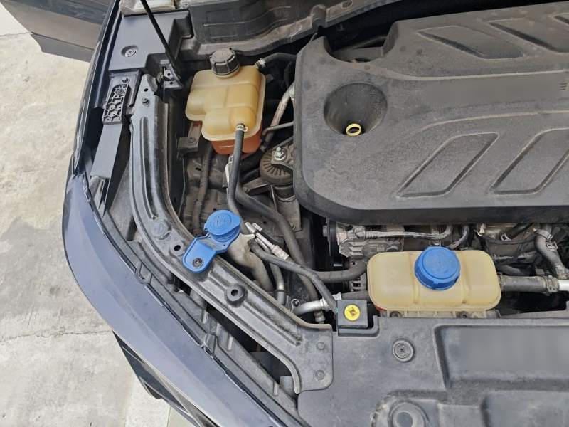 Used CHANGAN UNI-T 2020 1.5T Flagship Version — 32