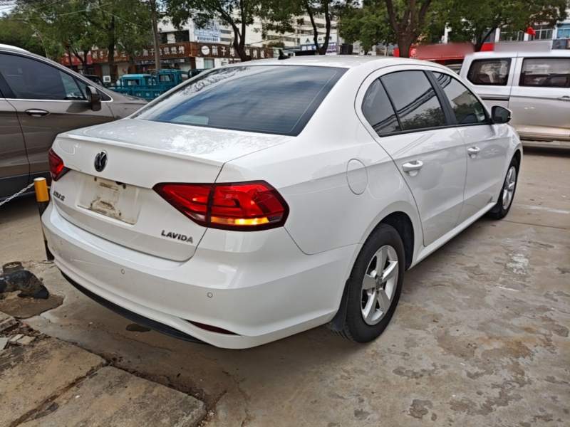 Used Volkswagen Lavida 2019 Lavida Start 1.5L Manual Fashion Edition China VI Standard — 6