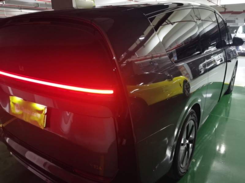 Used Li Auto MEGA 2024 Ultra Model — 5