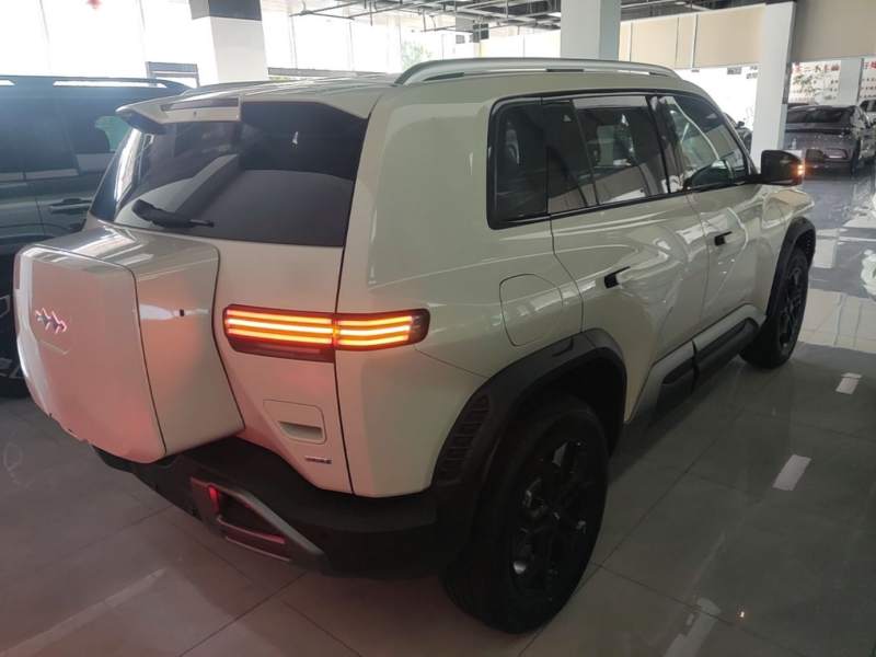 Used Formula Leopard Titanium 3 2025 501 km Range Rear-Wheel Drive Intelligent Driving Max Edition — 6