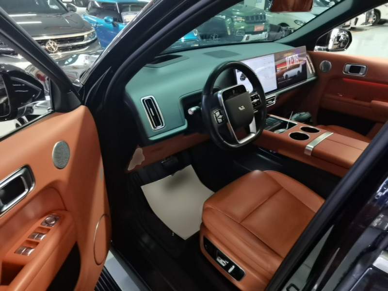 Used Li Auto L8 2024 Max — 15