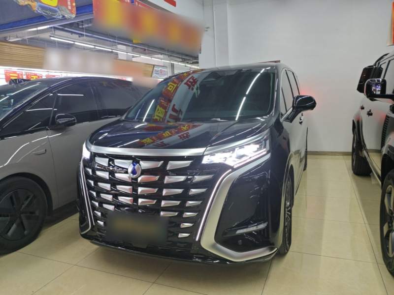Used Denza D9 2024 DM-i 980 Four-Wheel Drive Prestige Model – Executive