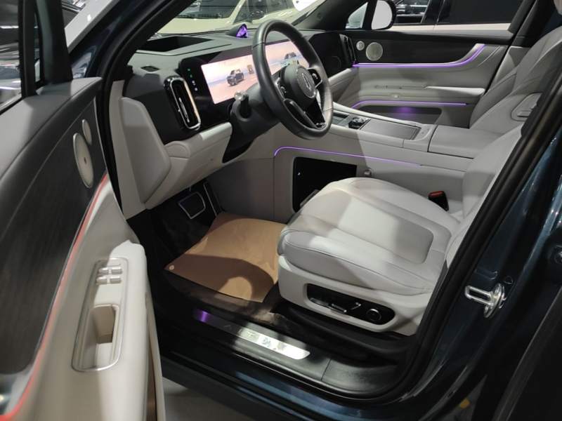 Used AITO/LUXEED/MAEXTRO/SAIC/STELATO AITO M9 2024 Range-Extended Ultra Version 42 kWh 6-Seater Model — 15