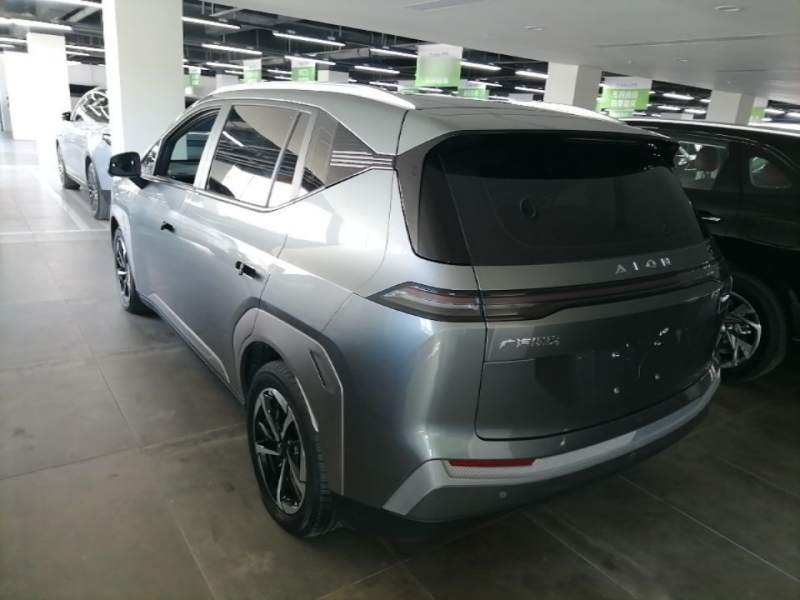 Used AION Y 2023 Younger Star Edition — 4