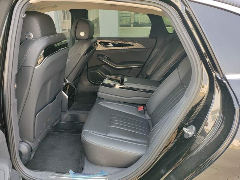 Used Hongqi H9 2022 2.0T Smart Connect Flagship Edition – Chinese Trim Xiang — 16