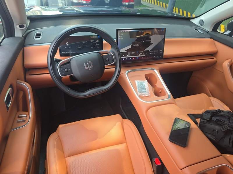 Used Leapmotor C16 2026 Extended-Range 280 LiDAR Zhizun Edition 6 Seats — 11