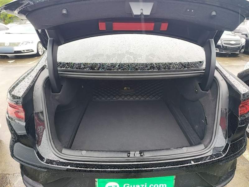 Used BYD Han 2023 EV Champion Edition 605KM Front-Drive Premium Model — 18
