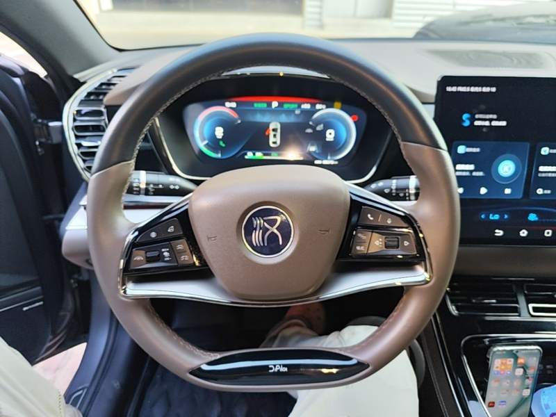 Used BYD Han 2023 EV Champion Edition 605KM Front-Drive Premium Model — 10