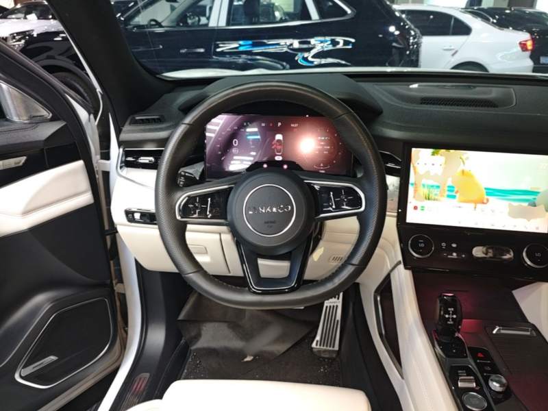 Used Lynk & Co 09 2021 2.0T Ultra 7-Seater — 10