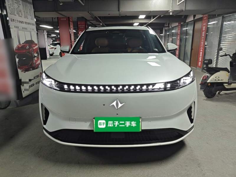 Used Dongfeng eπ eπ008 2025 210 Ultra Range-Extended Version 5 Seats — 2