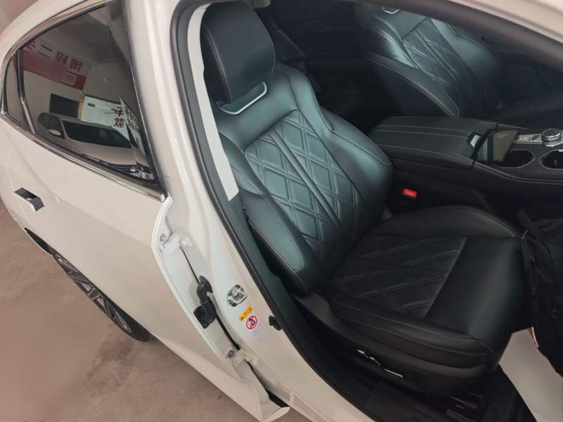 Used CHANGAN UNI-K 2024 2.0T Two-Wheel Drive Global Edition — 24