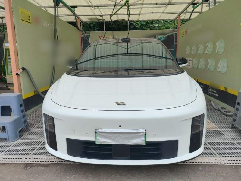 Used Li Auto i6 2025 Model Two-Wheel-Drive Standard Type — 2