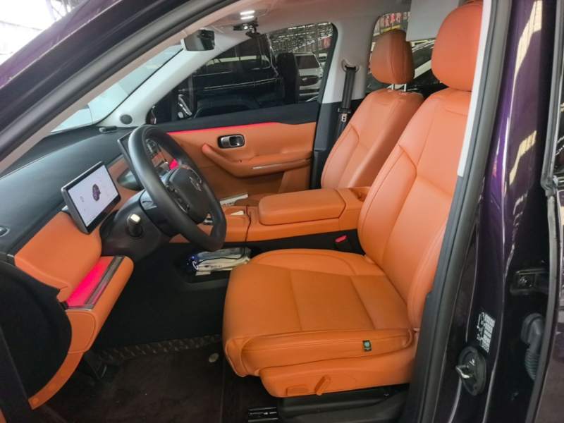 Used Leapmotor C16 2024 Range-Extended 200 Luxury Edition — 14