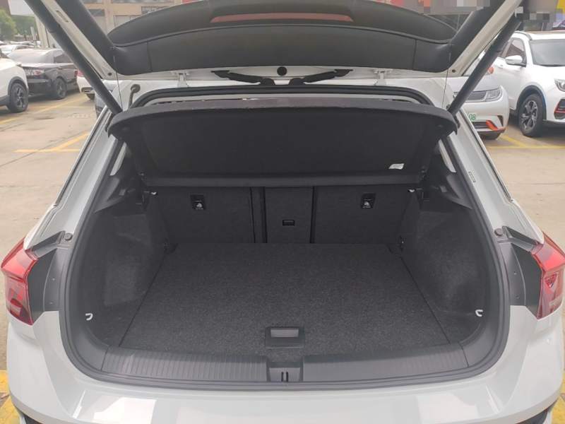 Used Volkswagen T-ROC 2021 280TSI DSG Two-Wheel Drive Comfort Connect Edition – Comfort Plus — 18