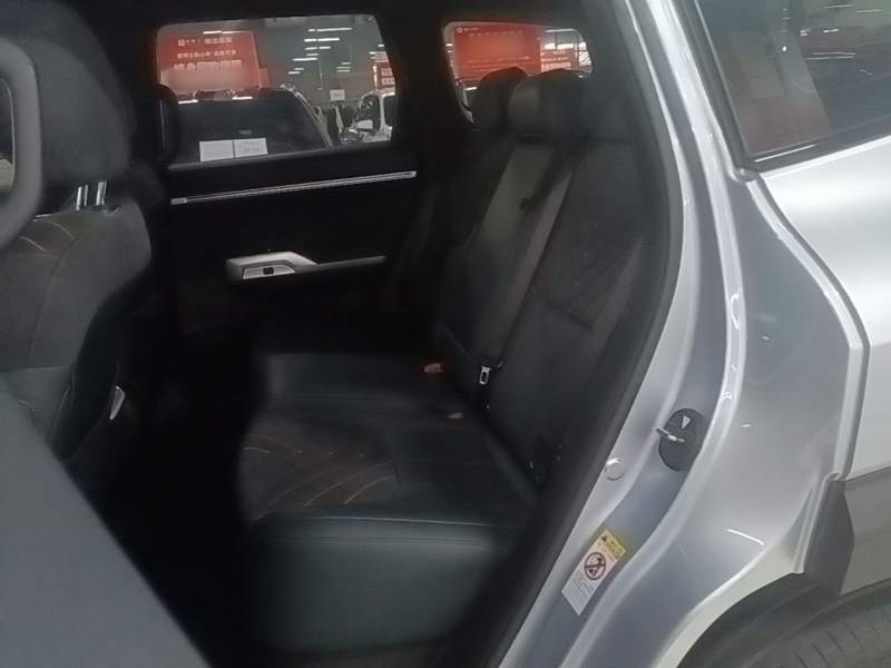 Used Deepal G318 2024 Four-Wheel-Drive Air Suspension Model — 16