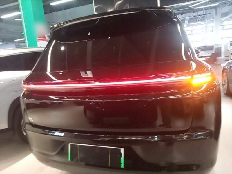 Used Li Auto L8 2024 Pro Model — 5