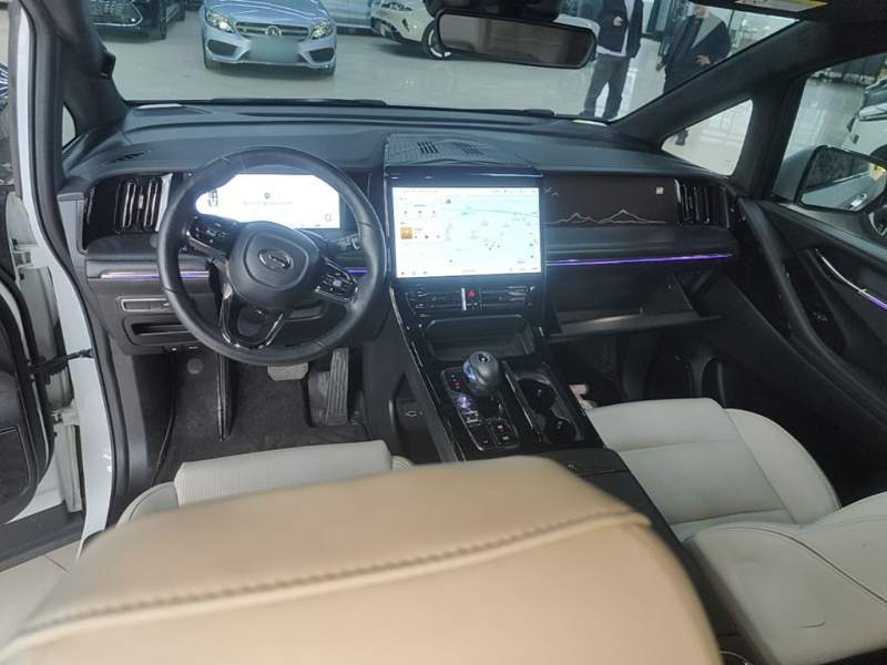 Used GAC Trumpchi M8 2023 Zongshi Series Dual-Motor Flagship Edition — 9