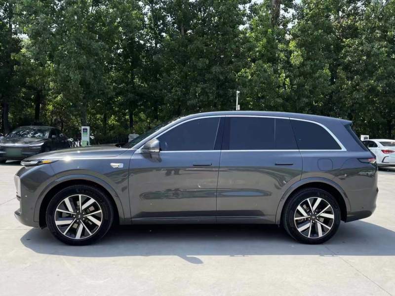 Used Li Auto L8 2023 Air model — 17