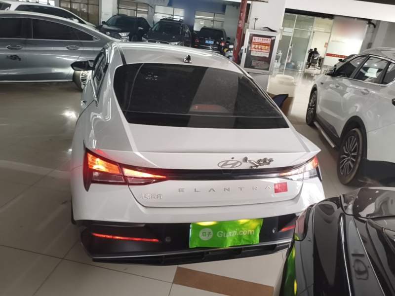 Used Hyundai Elantra 2023 1.5L CVT GLX Elite Edition — 5
