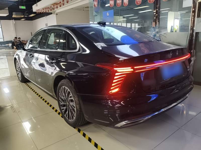 Used Hongqi H5 2025 2.0T Automatic Flag Edition – 500 000 Units Commemorative Version — 4