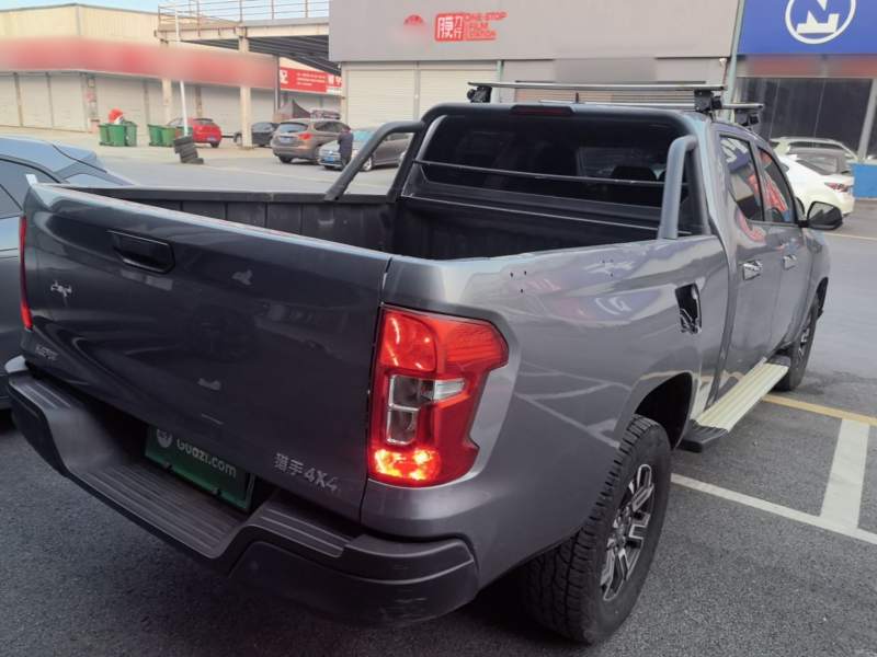 Used CHANGAN Hunter 2024 Warrior Edition Luxury Model Dual-Motor All-Wheel Drive with Extra-Long Cargo Box — 6